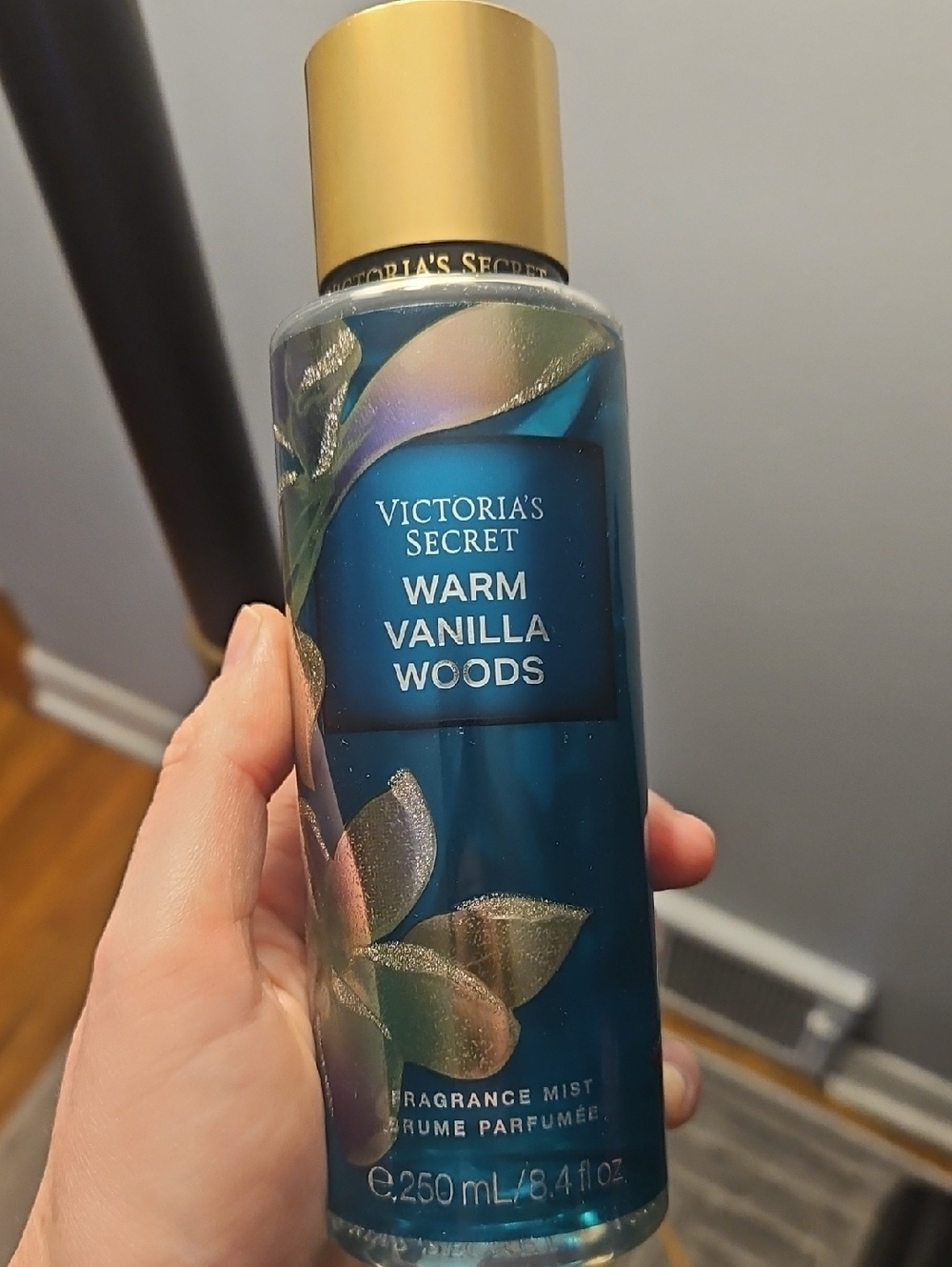 NEW Warm Vanilla Woods Fine Fragrabce Mist Victorias Secret